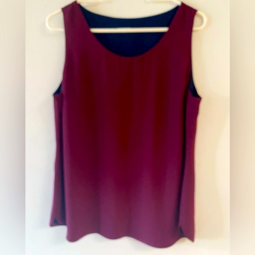 Chico’s reversible plum and navy tank size 1